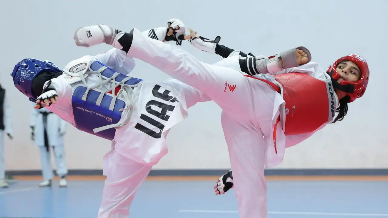 بمشاركة 6 فرق.. منافسات التايكواندو تشعل وتيرة التحدي في دورة الألعاب العربية للسيدات